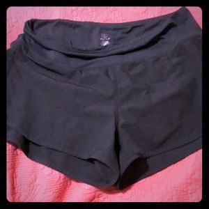 Gaiam yoga shorts with insert